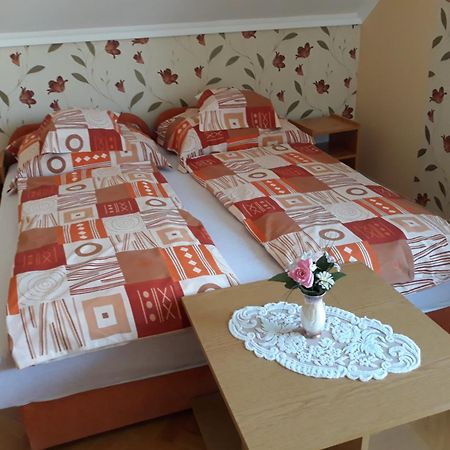 Nati és Bea Vendégház Hajdúszoboszló Exterior foto